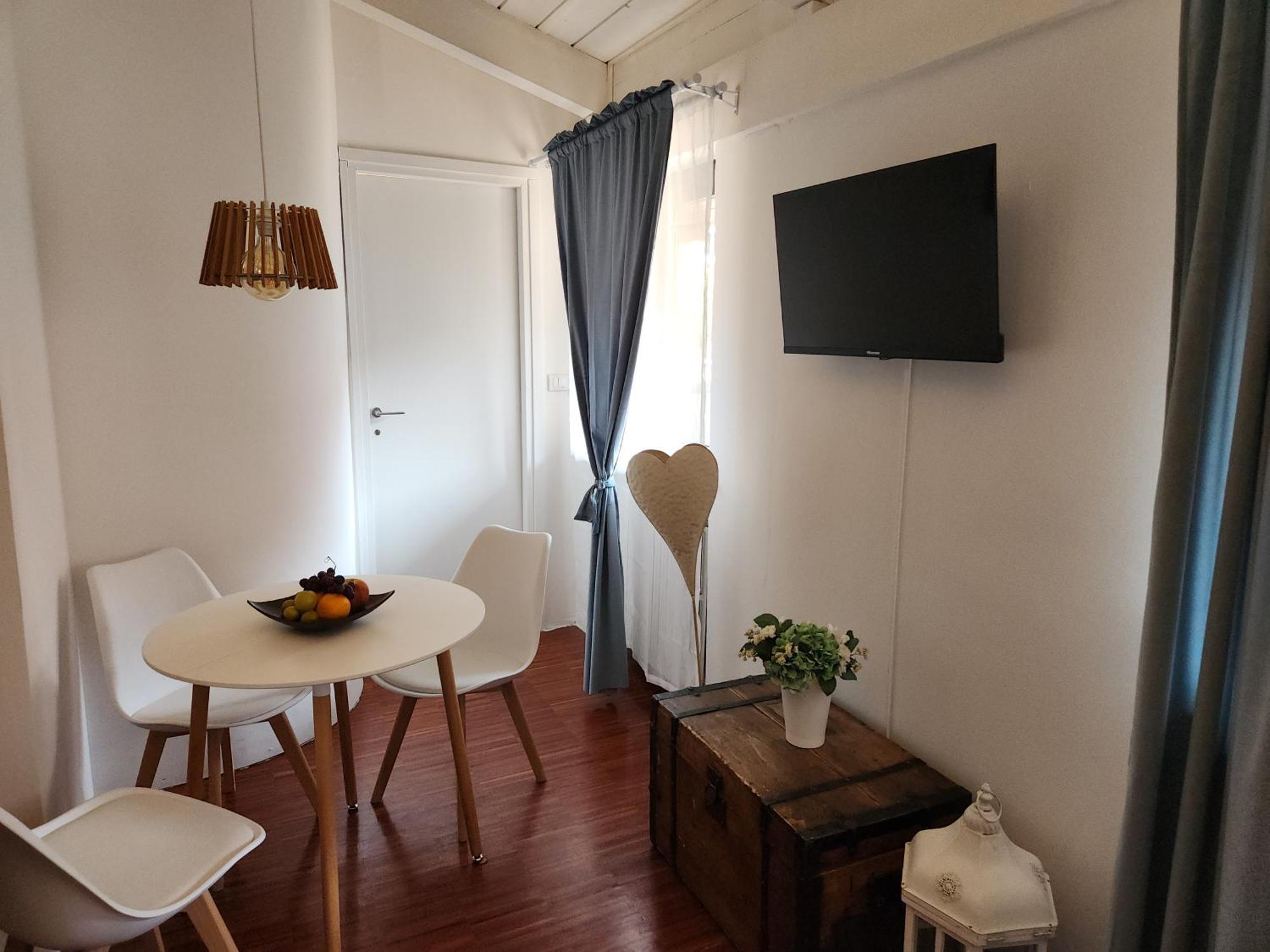 Gaia Suites - A Due Passi Dal Centro - Parcheggio Privato Turim Exterior foto